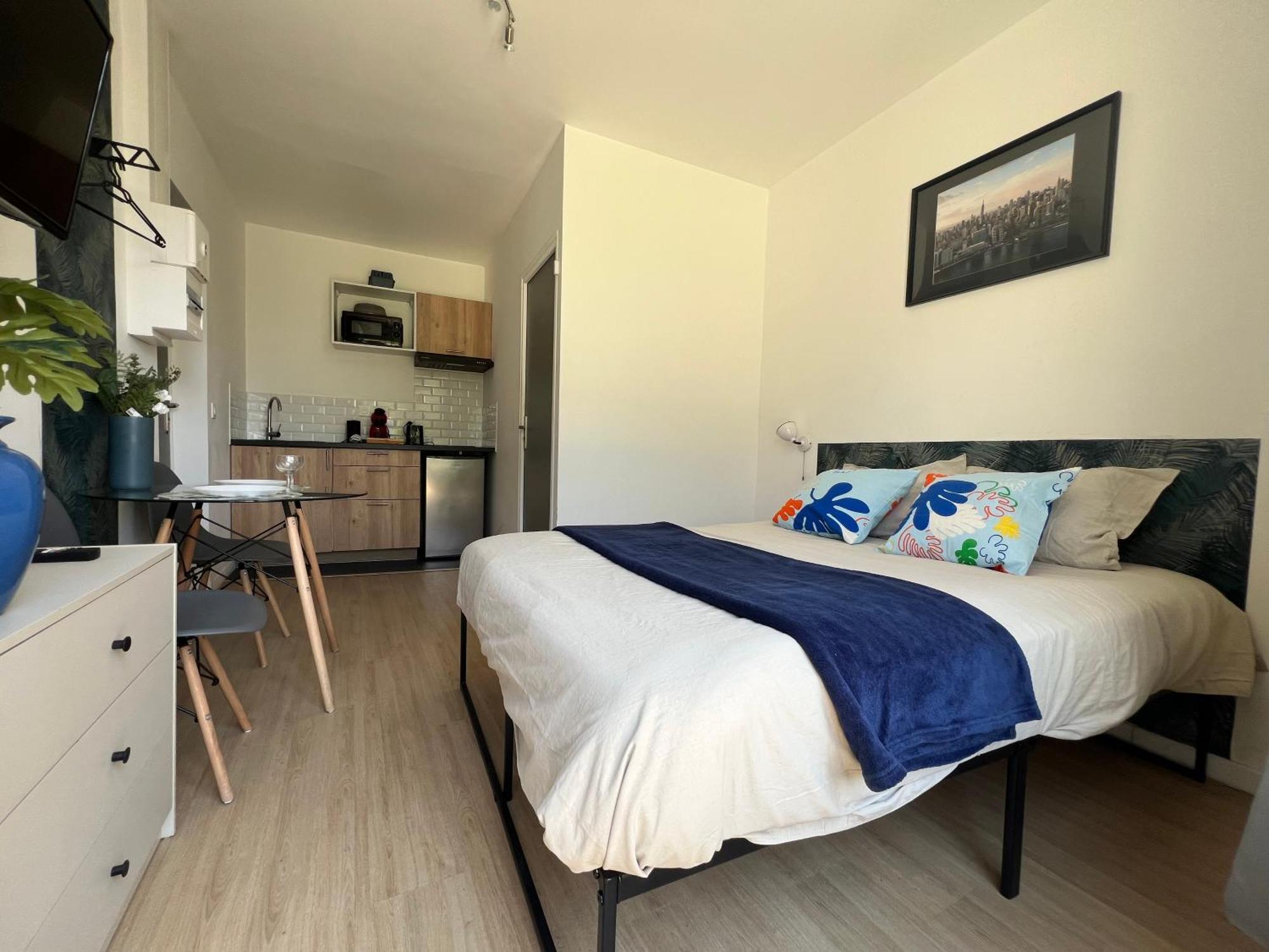 Studios Cozy Proche Gare Tgv Châtellerault Екстериор снимка